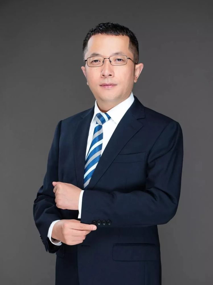 交行零售信贷部迎新帅，中层人事调整布局新篇章